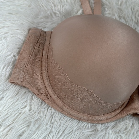 Torrid Curve Beige Bombshell Everyday Strapless Bra 44DD - Picture 2 of 11
